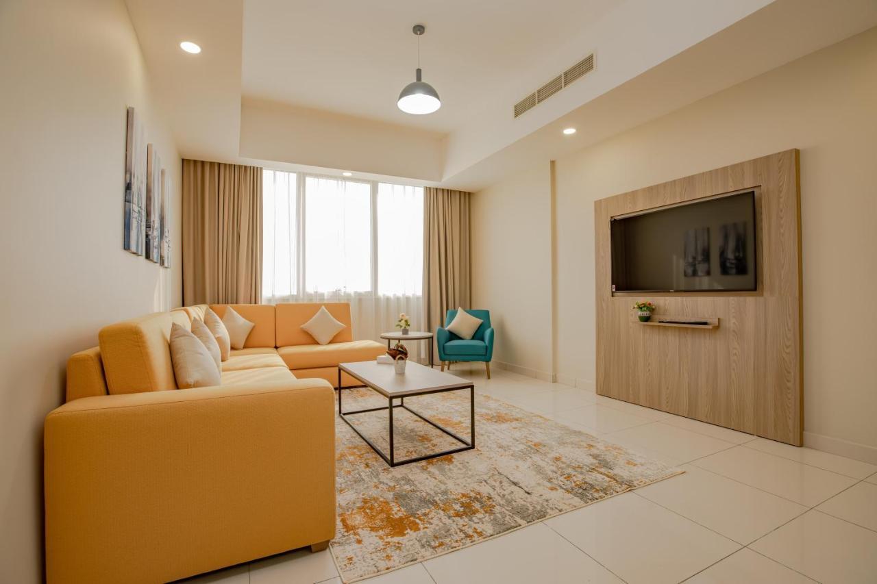 Platinum Coast Hotel Apartments Fujairah Eksteriør billede Living room