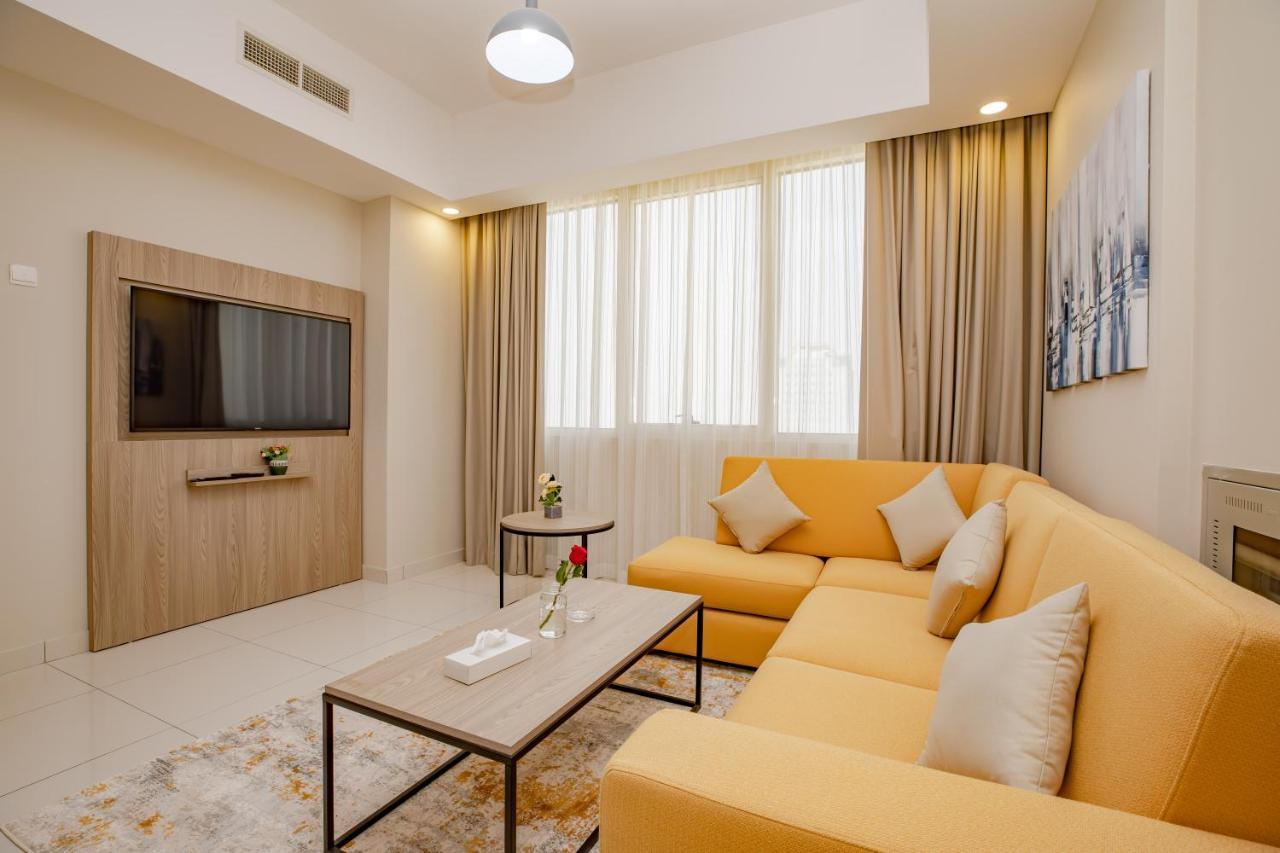 Platinum Coast Hotel Apartments Fujairah Eksteriør billede Living room