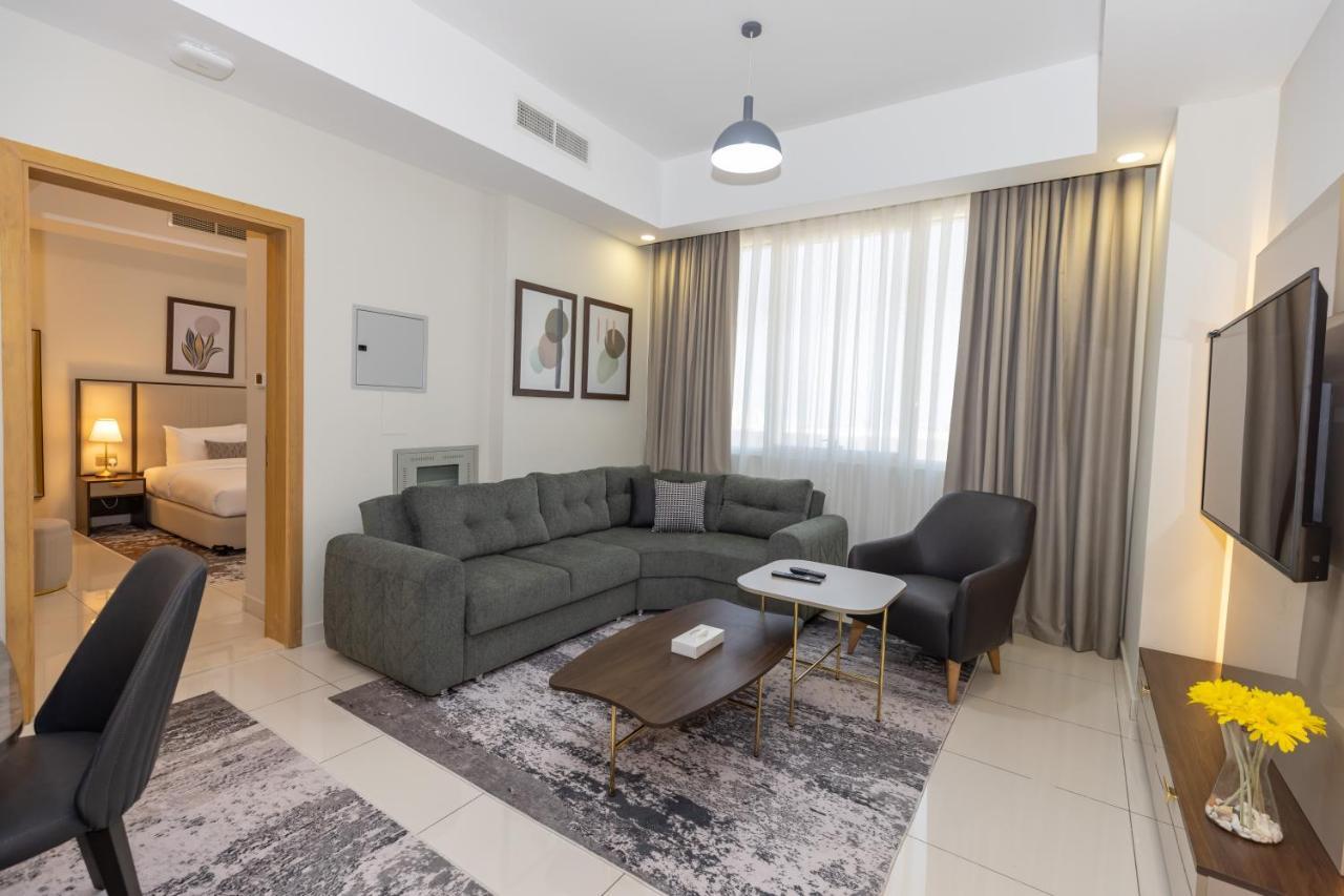 Platinum Coast Hotel Apartments Fujairah Eksteriør billede Living room